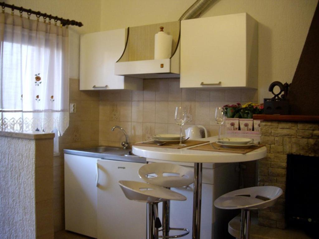 Adria Apartments Pula Luaran gambar